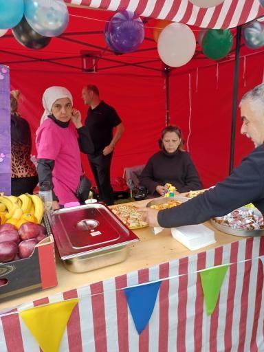 Foto 12 van 15 bij het verslag van Straatspeeldag Kerkelanden 2026