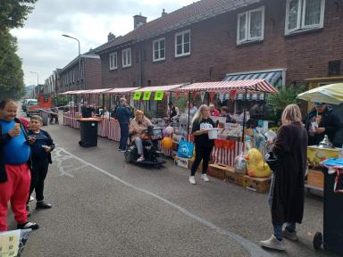 Foto 2 van 2 bij het verslag van Burendag 2026 voor jong en oud!