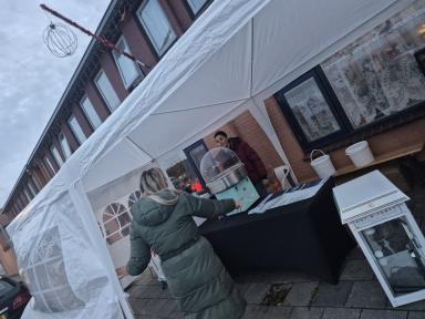 Foto 20 van 20 bij het verslag van Halloween Vinkenplein
